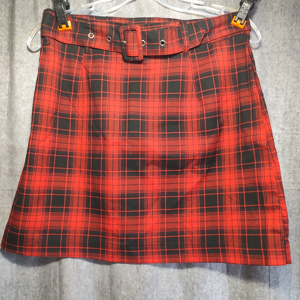 H&M Red and Black Plaid Mini Skirt